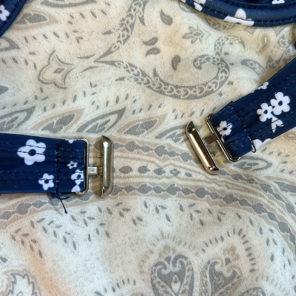 Bikini Top - Picture 5 of 6